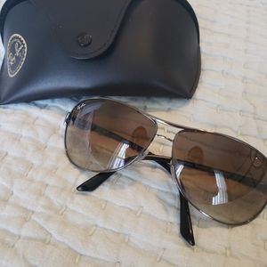 Ray bands woman's sunglasses